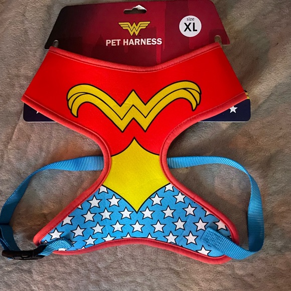 Superhero WonderWoman Pet Harness - Picture 1 of 11